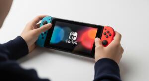 Nintendo Switch OLED vs normal – Erot ja vertailu