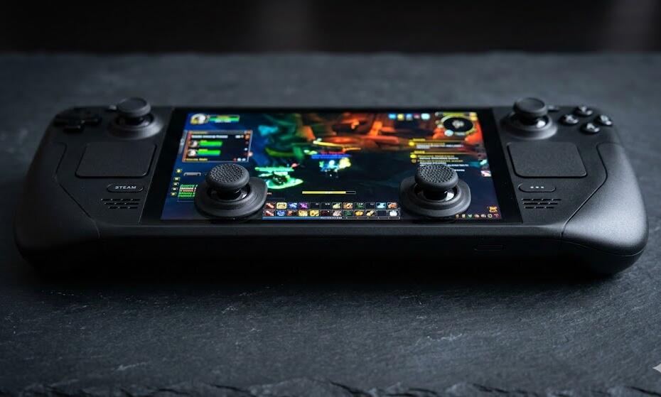 Steam deck oled -Pelaamisen uusi standardi käsikonsoleille